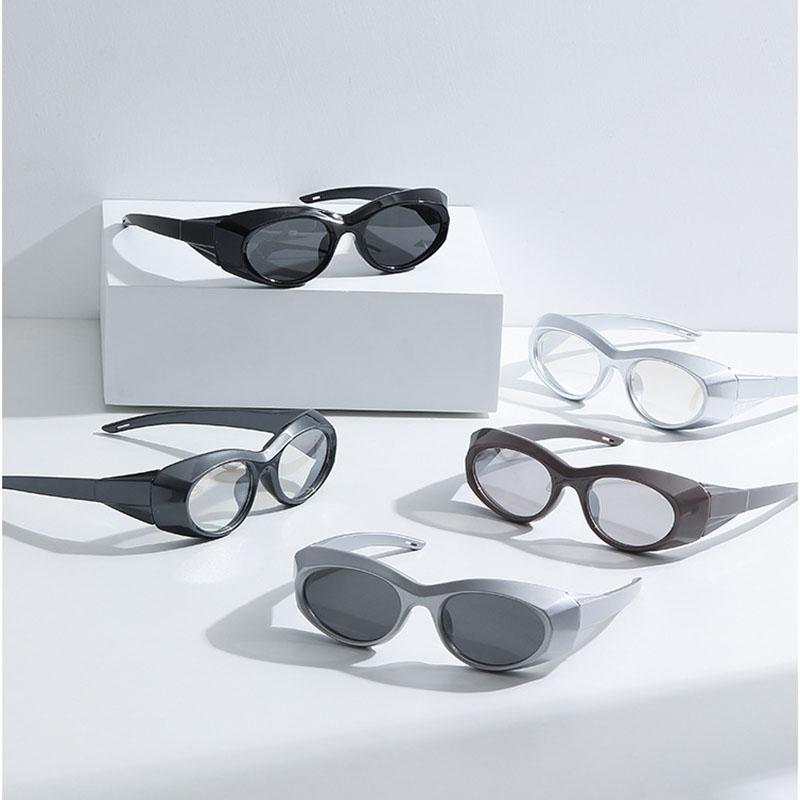 Y2K Vintage Steampunk Sunglasses Women Men Luxury Designer Punk Shades UV400 Sport Goggles Future Fashion