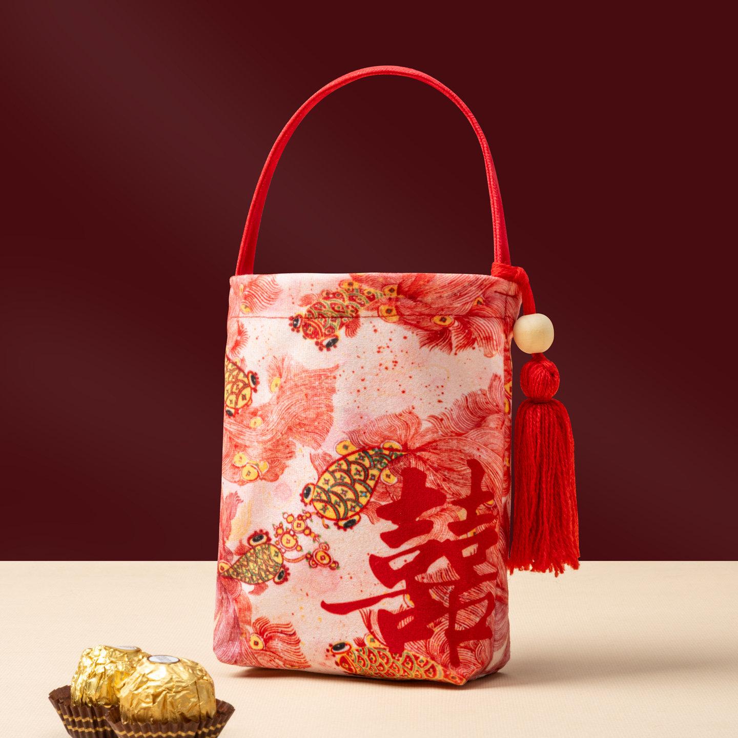 Chinese Style Wedding Candy Bag: Non-Foldable Favor Packaging for High-End Weddings 17.5*13cm (High-End Velvet Candy Bag)