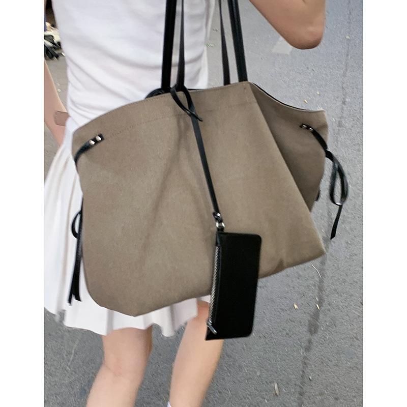 Casual Retro Large-capacity Canvas Bag Women's 2025 New Simple Tote Bag Shoulder Portable Commuter Bag