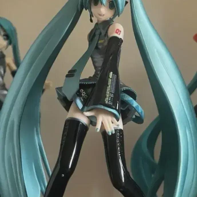 

(источник питания) Project Diva продает классические фигурки Хацунэ Мику