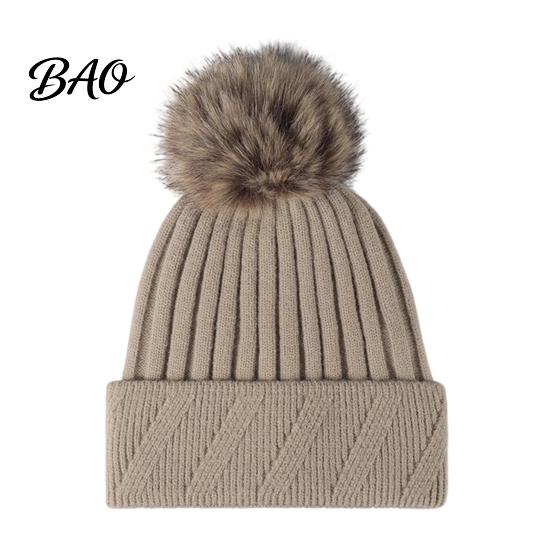 Non Slip Knit Hats Winter Knitted Hat for Women, Cold Weather Fleece Lined with Pom Comfortable Head Gear Pom, Chunky Snow Hat, Soft Ribbed