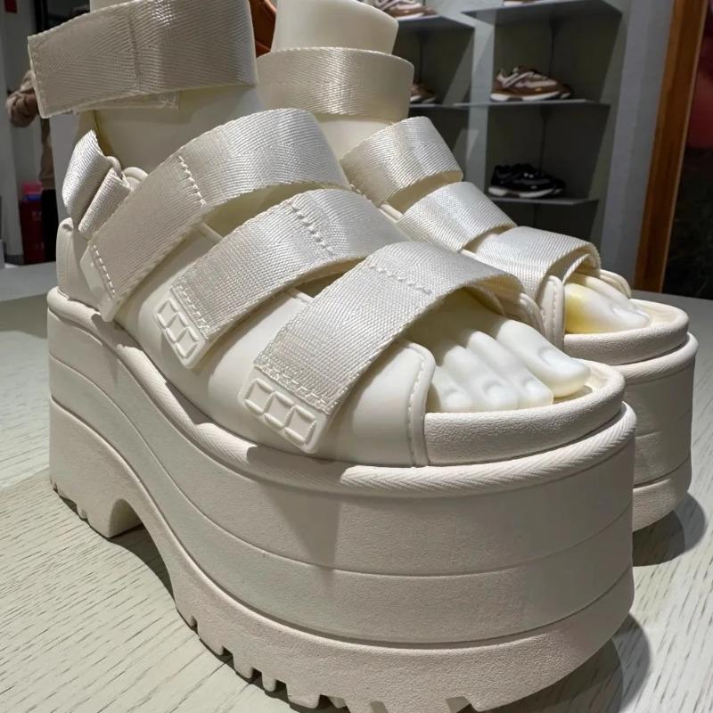 Hohe Plateausandalen Damen Sommer Versteckter Keilabsatz Lässige Mules Schuhe Draußen Strand Pantoffel Atmungsaktiv Klobige Sneaker