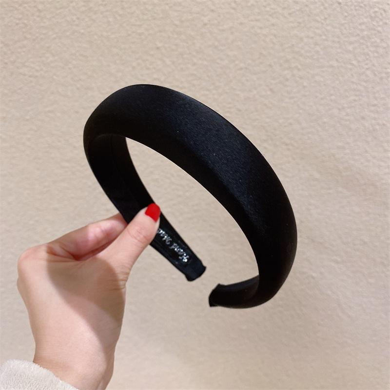 Minimalist Women Headbands Satin Cloth Sponge Padded Hairbands for Lady Girls Casual Shopping Travel Hair Hoop Accessories