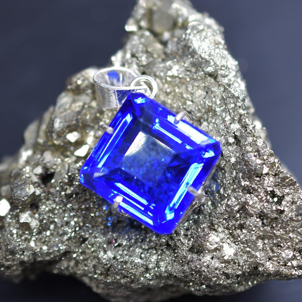 Lab Created 925 Sterling Silver Blue Tanzanite Pendant 75.60 Ct Gems CERTIFIED My-364-k