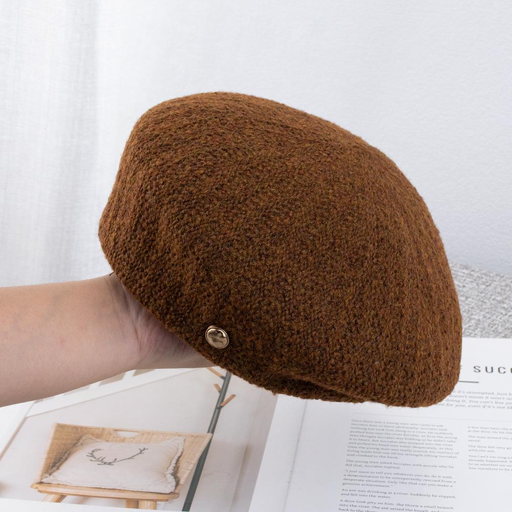 Retro literary and artistic knitted beret female autumn British style high sense temperament versatile painter hat newsboy hat