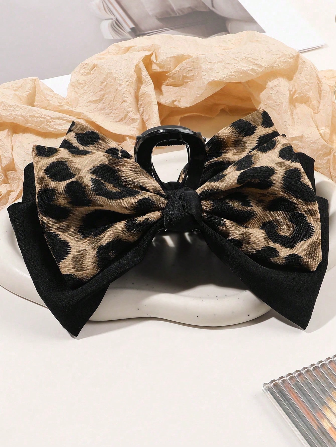 

1 шт. элегантная классическая стильная заколка для волос с элементом леопардового принта, двухслойная тканевая заколка-бант с леопардовым принтом, заколка-акула