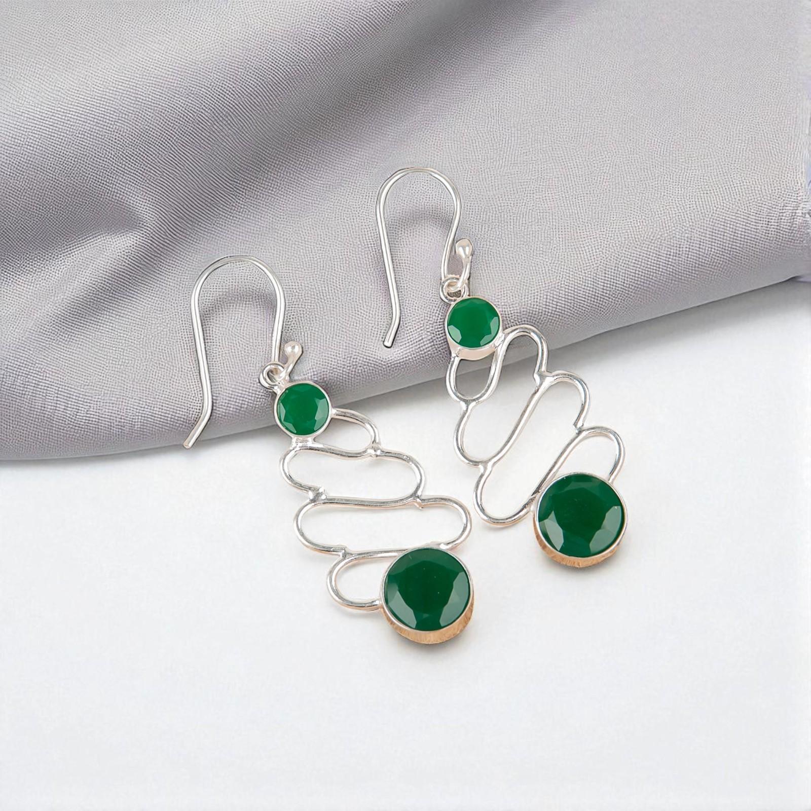 

Green Onyx Gemstone 925 Sterling Silver Jewelry Handmade Dangle Earrings 2.13 EE-84-17