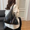 autumn new personalized retro casual shoulder tote bag temperament niche design underarm women's bag