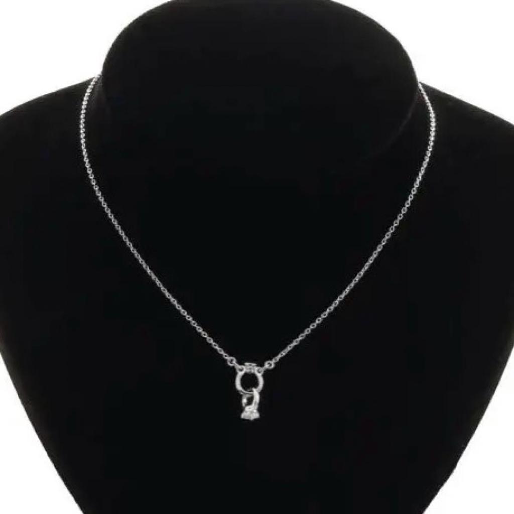 Used Justin Davis silver necklace