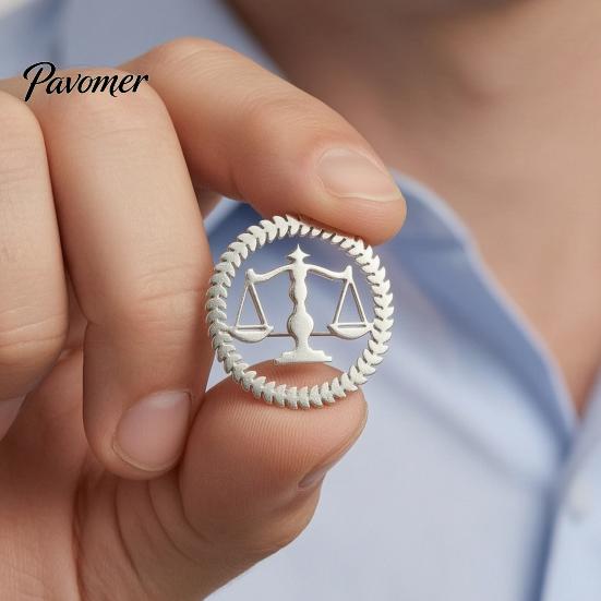 Alloy Brooch Pin Justice Scale Lapel for Lawyer, Vintage Balance Attorney Suit Accessory Brooch, Formal Outfits Accessories Offices and Graduations
