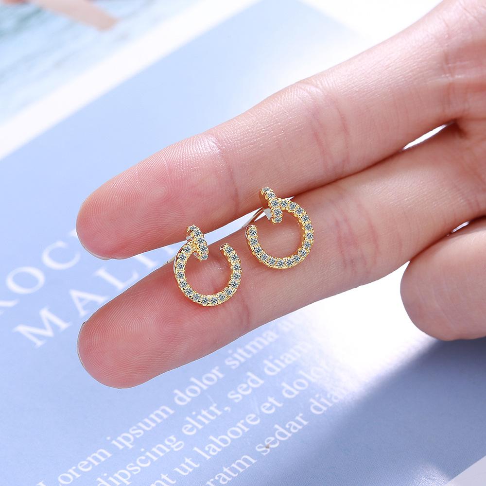 Simple Compact Chillout Nail Fashion Zirconia Sparkling Classic Stud Earrings for Women Dazzling Female Elegant Accessories Timeless Jewelry