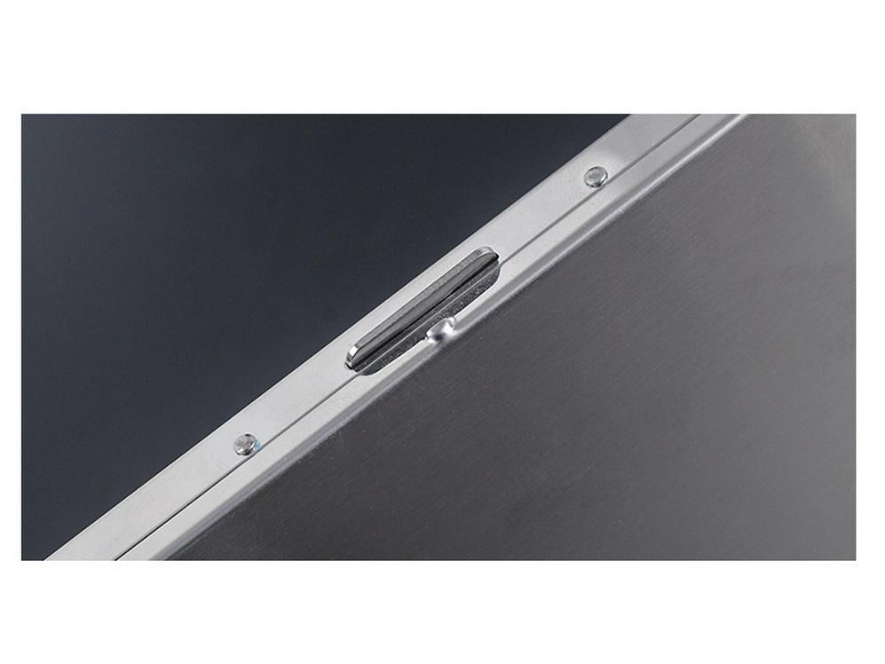 Slim Stainless Steel 13-Capacity Cigarette Case - Minimalist Design for Men