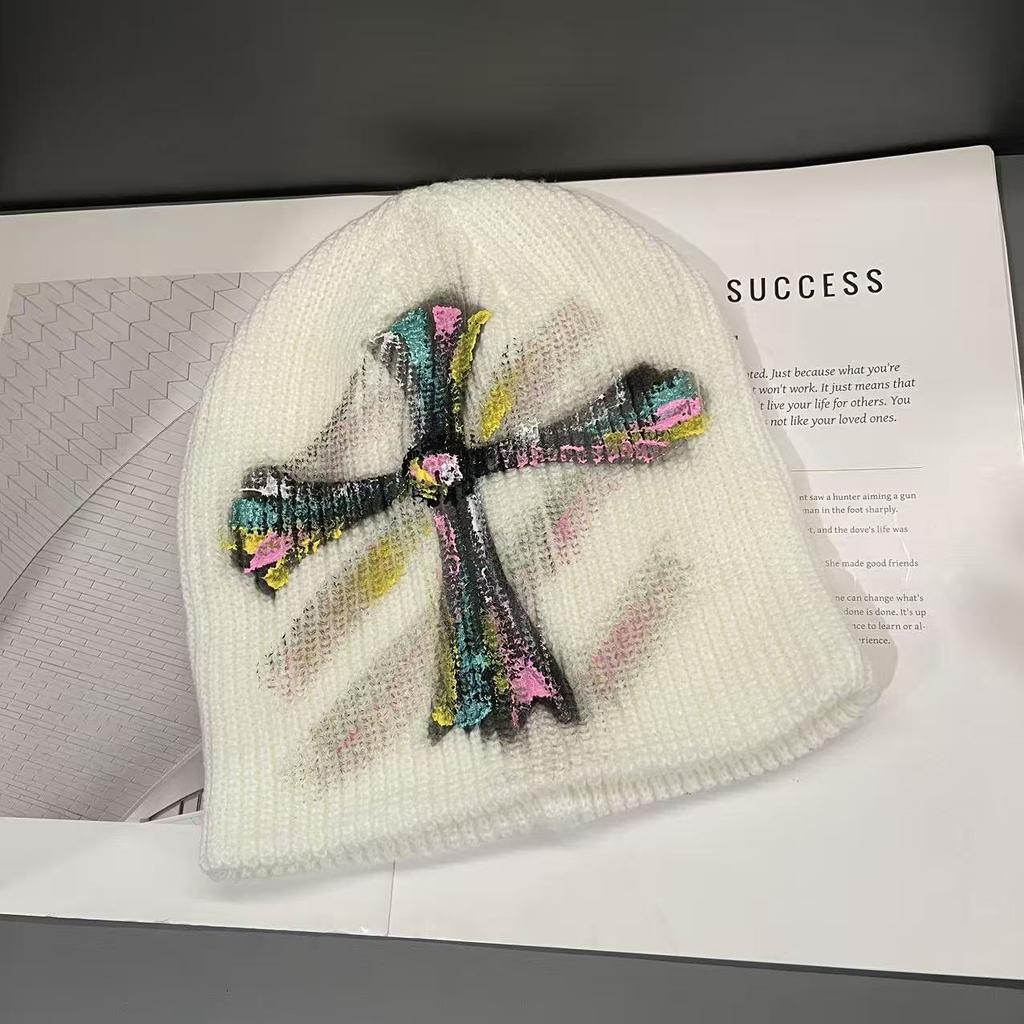 Dongdaemun Autumn and Winter New American Retro Cross Knitted Hat Women's Face Showing Small Woolen Hat