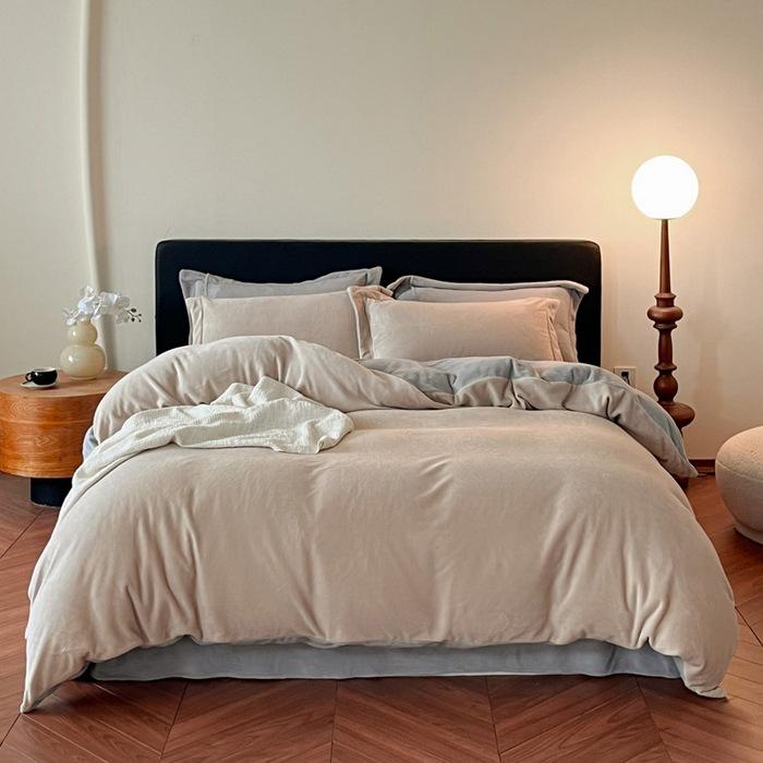 Light Luxury High-End Thickened Milk Fleece Four-Piece Set, Warm Coral Fleece Quilt Cover, Anti-Static Bed Sheet Three-Piece Set