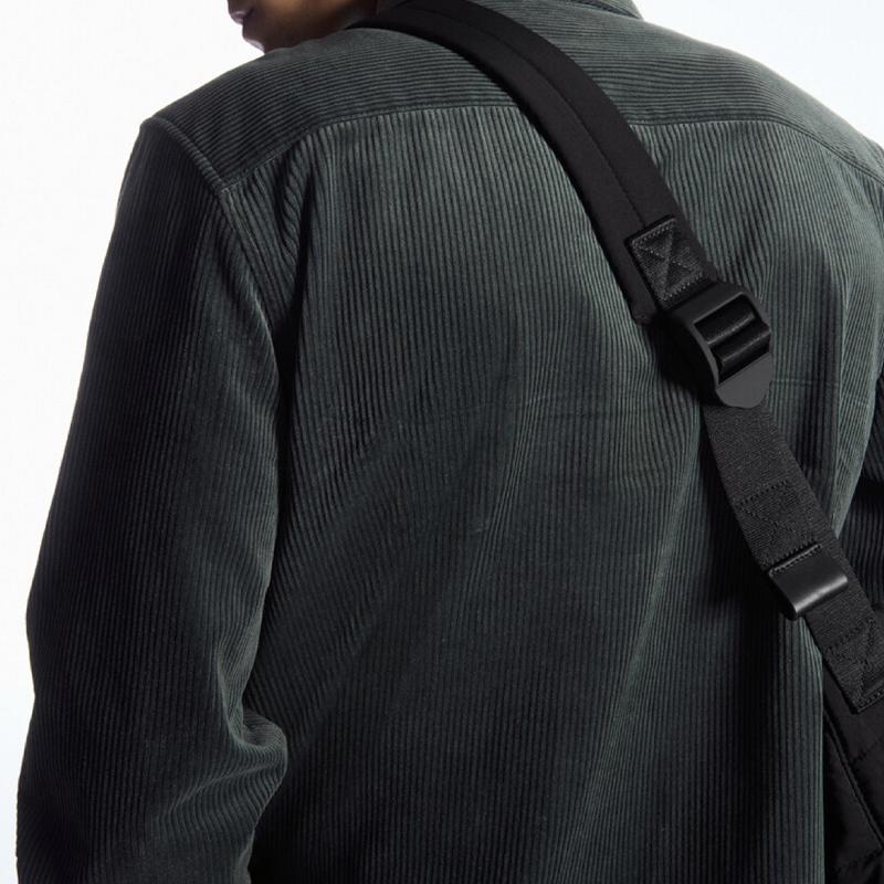 New COS Polyamide Crescent Bag, Portable Crossbody Bag, Shoulder Bag Regular Unisex Black 1179496001