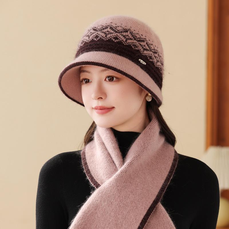 Knitted Basin Hat for Old Ladies and Grandmothers Ear Protection and Warm Rabbit Woolen Hats for Middle Aged and Elderly Mothers In Autumn and Winter.