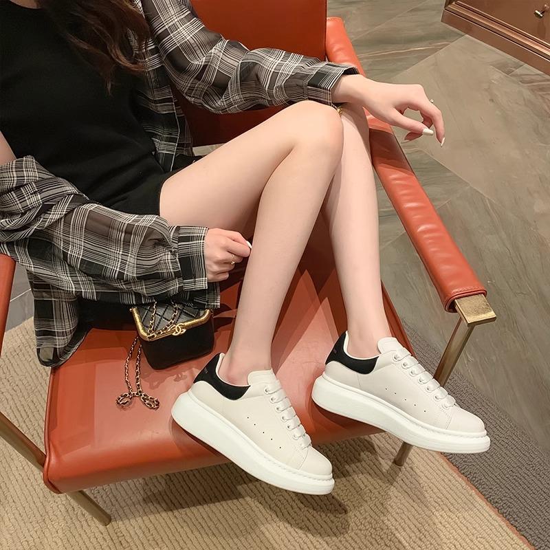 Full Cowhide Inner Height Increase Leather Little White Shoes Women's Thick Baseplate Shoes Small Breathable Board Shoes Muffin Sneakers