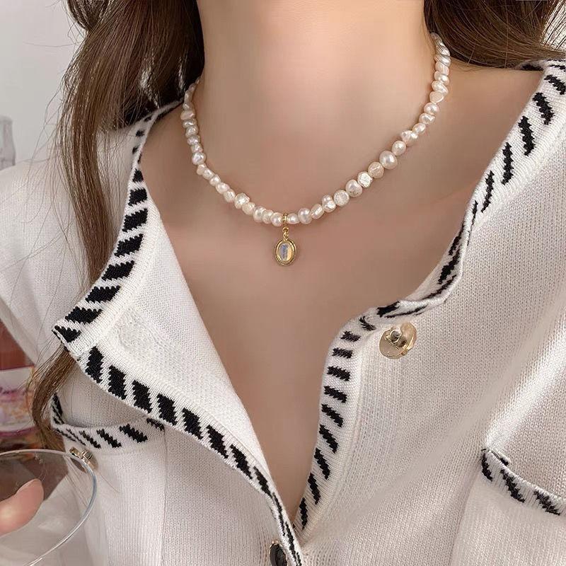 Moonstone pendant, freshwater pearl necklace, women's niche design sense, natural baroque pearl collarbone chain, neck chain tide