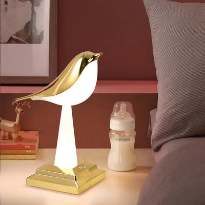 Creative Birds Night Light Dekorativní lampa Ložnice Noční lampa Tříbarevná stolní lampa Atmosféra