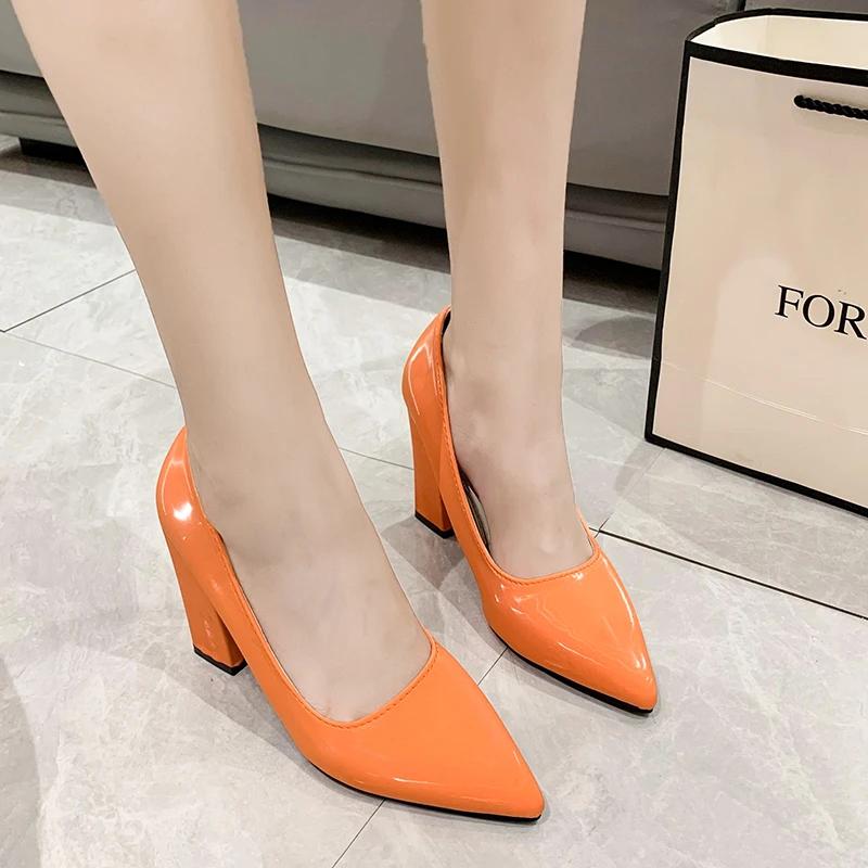 Spring Fashion New High Heels for Women Thick Heel Pointed Tip Solid Color Shoes Women Classic Party 2025 Zapatillas De Mujer