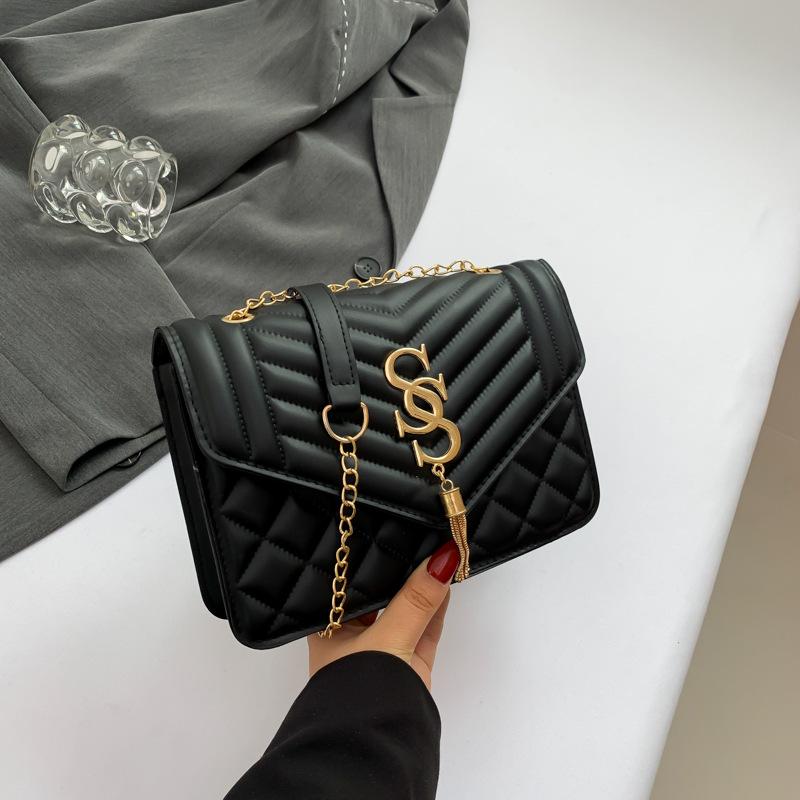 

Повседневная модная маленькая квадратная сумка простая модная сумка женская новинка 2024 года летняя простая модная сумка через плечо чёрный