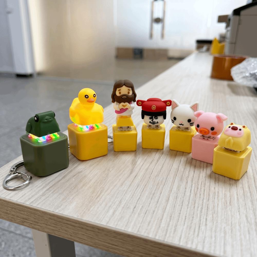 Squeeze Clicking Pressure Relief Toy Croaking Frog Button Press Click Keyring Kids Gift