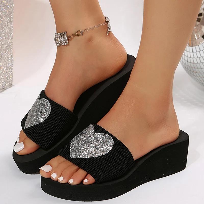 Fashion Heart Sequins Wedge Slippers for Women 2025 Summer Comfortable Non Slip Beach Shoes Woman Plus Size Lightweight Platform Sandals