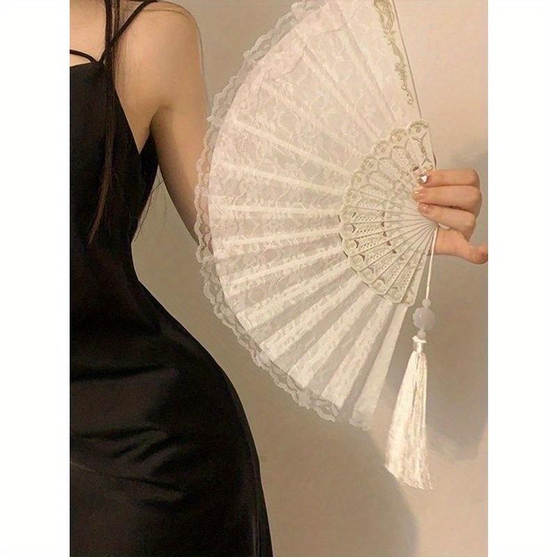 

1 шт. Новый китайский винтажный черный кружевной складной веер Ципао веер с кисточкой Старомодный стиль Лучшие подарки День рождения Декоративный веер 1pc-white Fan разноцветный