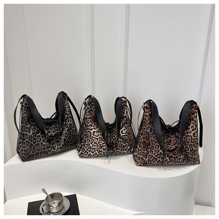 Women's 2025 Retro Leopard Print Hobo Bag – Fashionable Bow Shoulder Bag, Large Capacity, Casual Style.