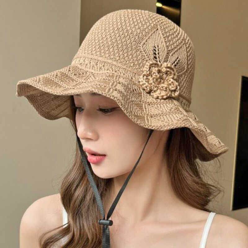 Women Floral Crochet Bucket Hat Ruffle Wide Brim Sun Hat with Chin Strap Breathable Hollow Knit Fisherman Cap for Outdoor Travel Sun Protection