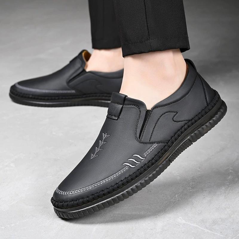 Fashion Leather Men Casual Shoes Handmade Lightweight Mens Loafers Breathable Comfortable Walking Shoes Slip-on Driving Shoes