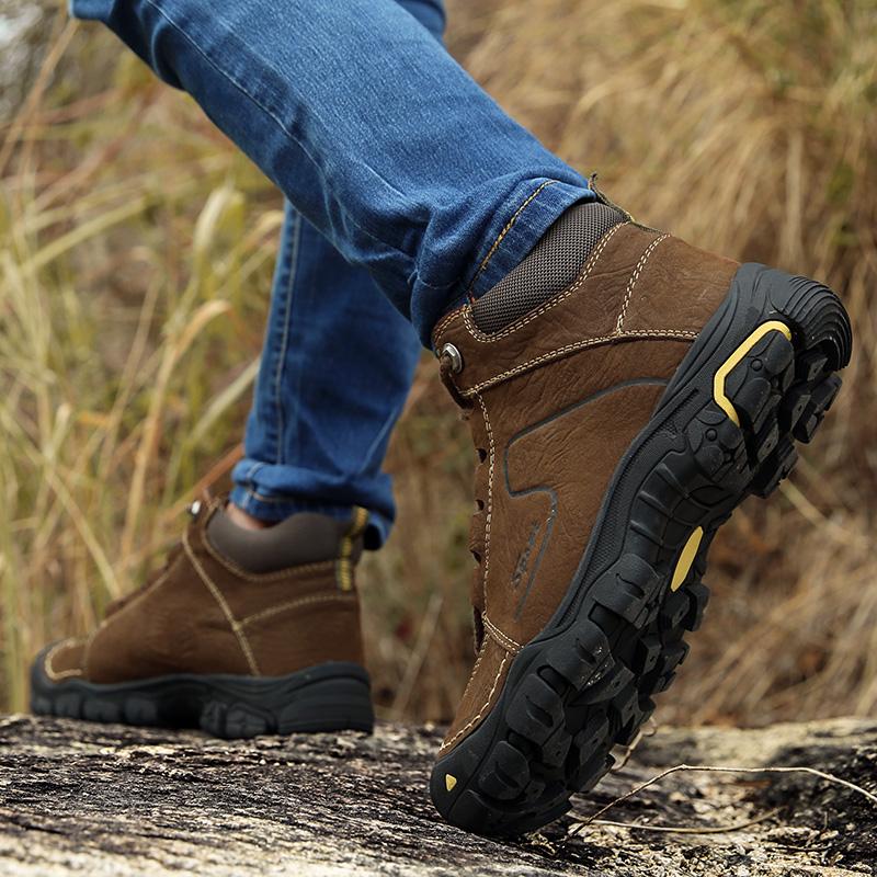 Plus Size 38-46 Nové Outdoorové pánské boty Ručně vyráběné turistické boty z pravé kůže Pánské protiskluzové teplé zimní boty pro muže Sněhule