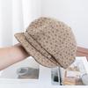 Retro literarischer und künstlerischer kleiner floraler weicher Rand achteckiger Hut weiblicher Herbst und Winter kleines Gesicht Schiebermütze ländlicher Baskenmütze