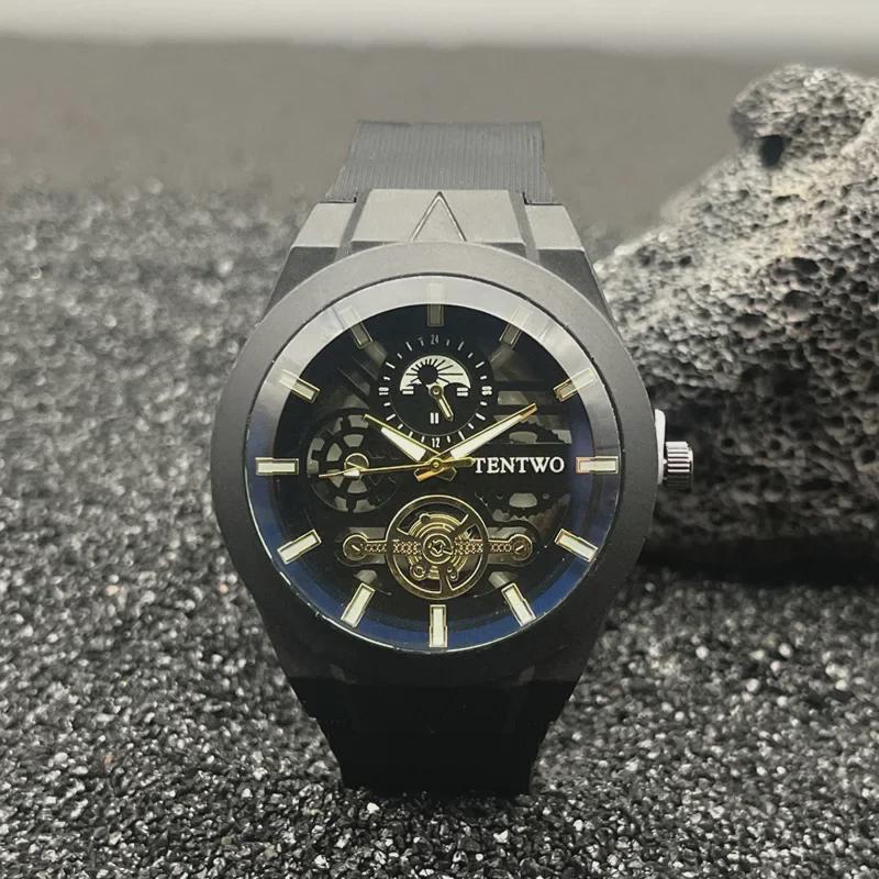 

Мужские модные кварцевые спортивные часы с синей подсветкой, полым дизайном и силиконовым ремешком. чёрный