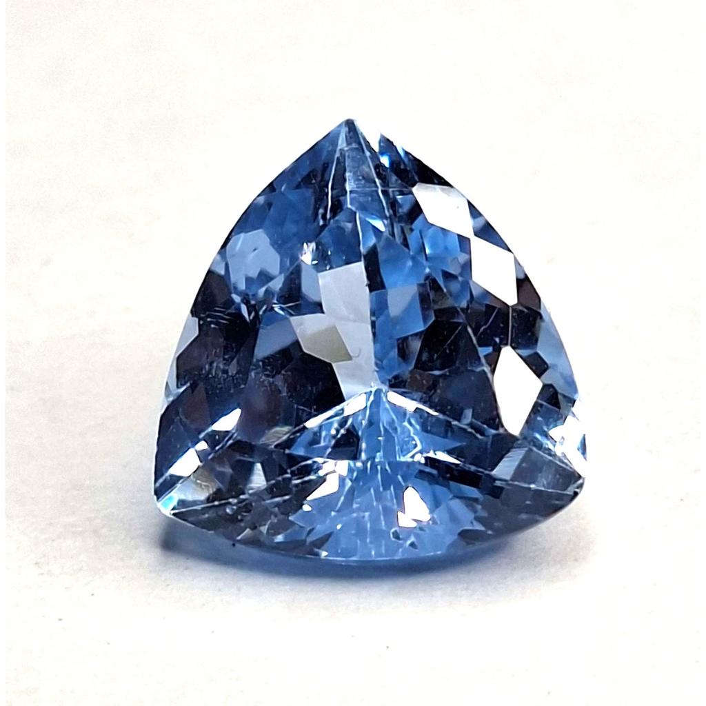 Beautiful Natural Blue Aquamarine 8-10 Ct Trillion Cut Certified Loose Gemstone
