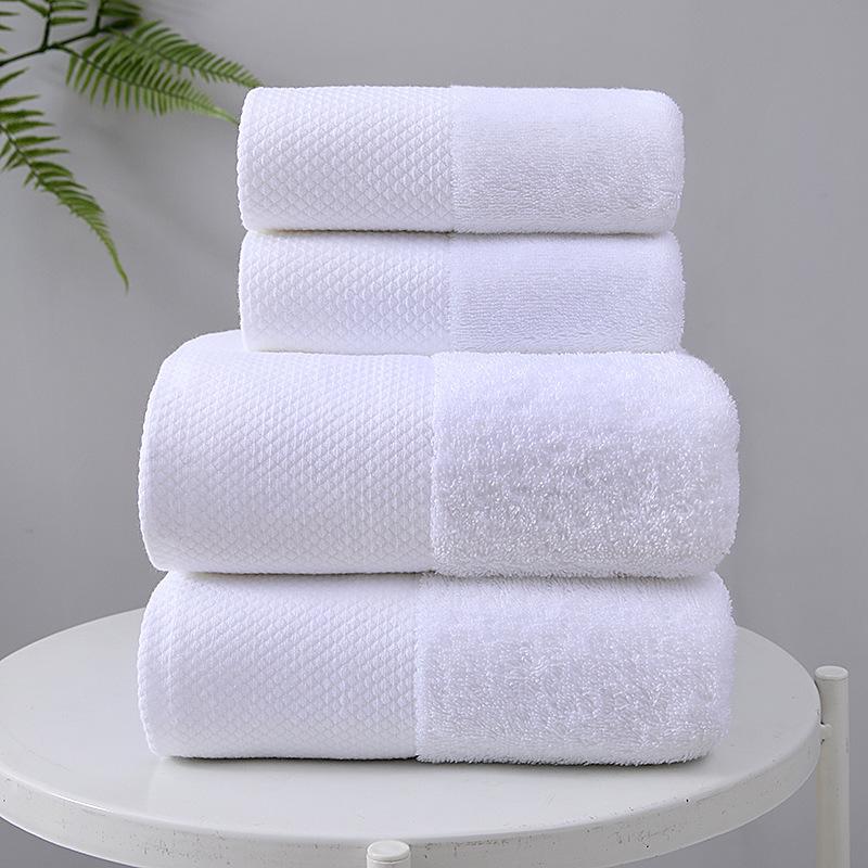 Enlarged Absorbent Pure Cotton White Bath Towel for Hotel & Spa