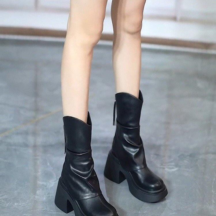 

Европейские и американские красивые ботинки Мартин средней длины с толстой подошвой на высоком толстом каблуке, осень-зима 2025 40 чёрный