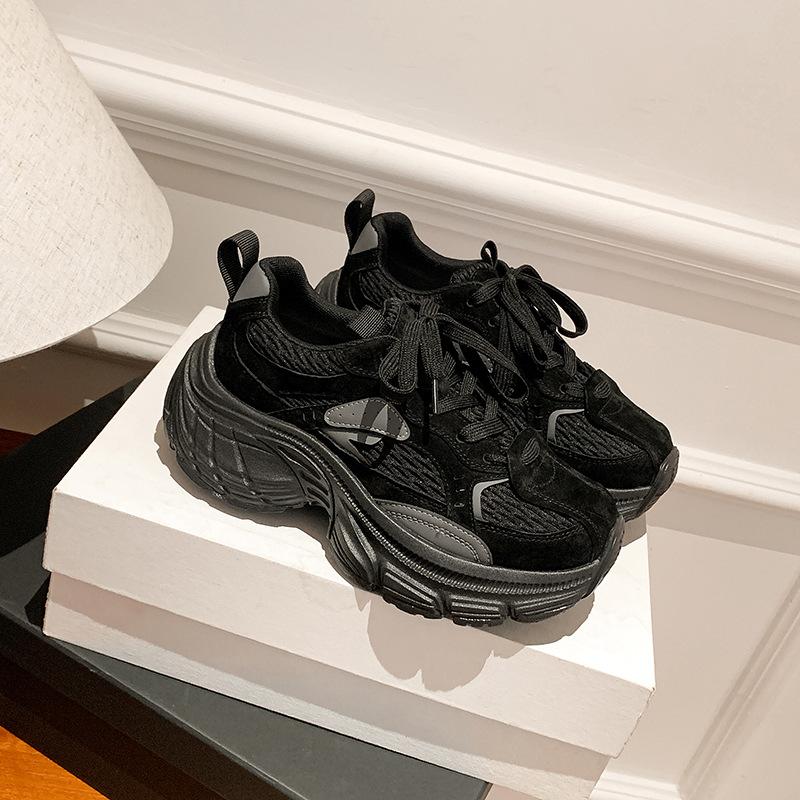 Grape Mother Autumn and Winter New Sports Style Color Matching Lace-up Heightening Thick-soled Suede Dad Shoes Women's Autumn and Winter