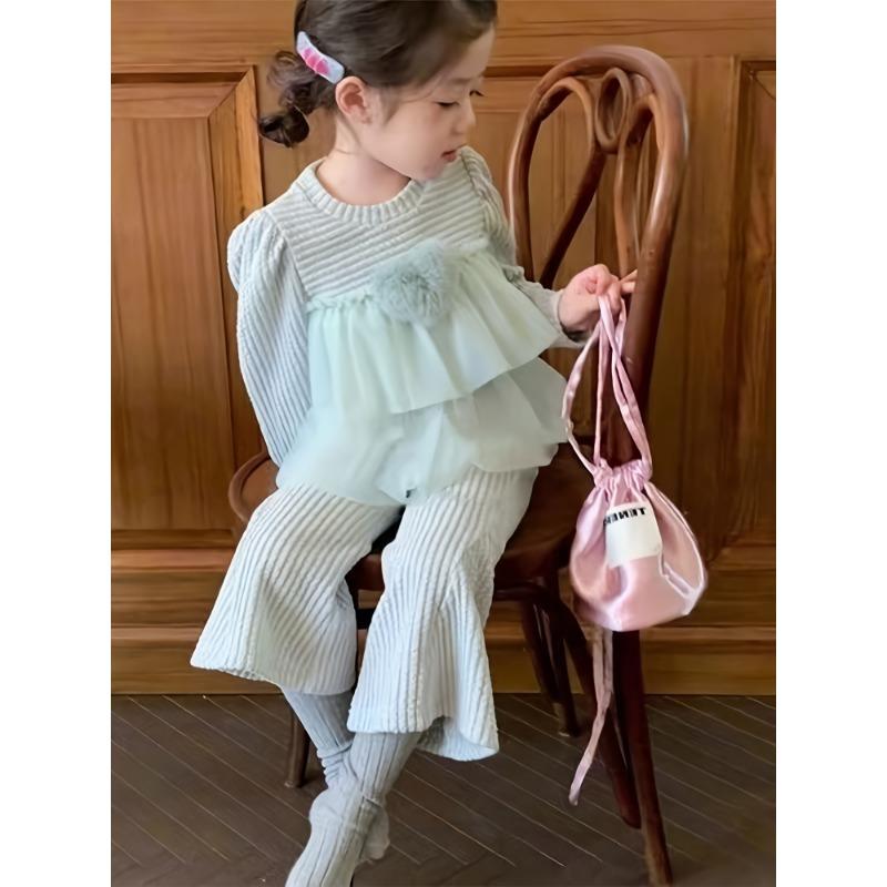 Girls Fashion Two-Piece Set - Spring-Autumn New Style | Tulle Top with Trendy Heart Decorations & Solid Color Sweet Pants for Girls