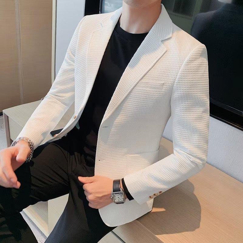 Men's Korean-Style Casual Suits: Trendy, Solid Color Jackets for Autumn/Winter - Versatile, Comfortable, and Stylish.