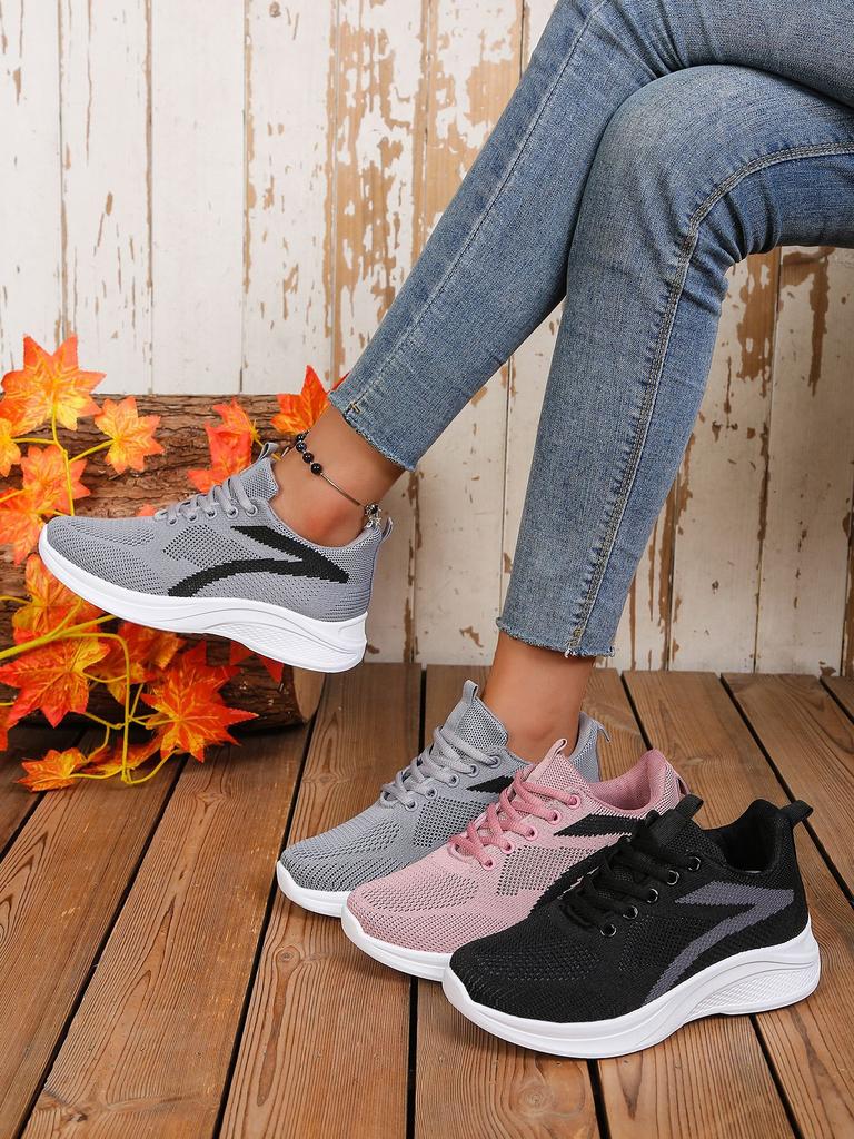 Spring Flying Woven Mesh Breathable Soft Sole Lightweight Non-slip Mother Shoes