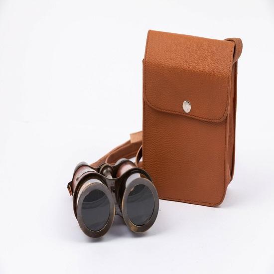 Binocolo vintage con custodia in pelle