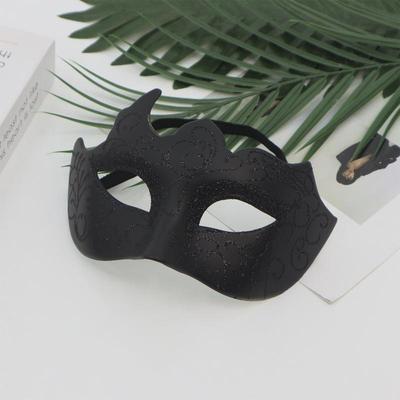 2 ks Muži Ženy Poloviční Masky Pár Masek Sexy Malovaná Maškarní Maska Svatba Karneval Kostým Párty Potřeby
