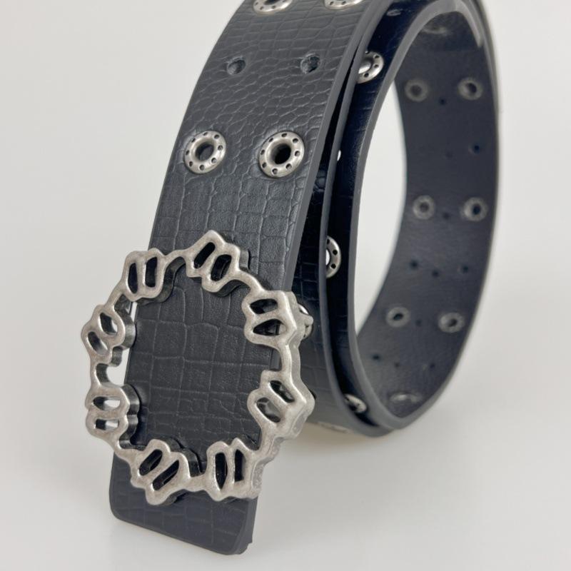 The Irregular-shaped Buckle Air Eye Belt Can Be Removed with Belt Buckles on Both Sides, Making It A Popular Instagram Belt for Both Men and Women
