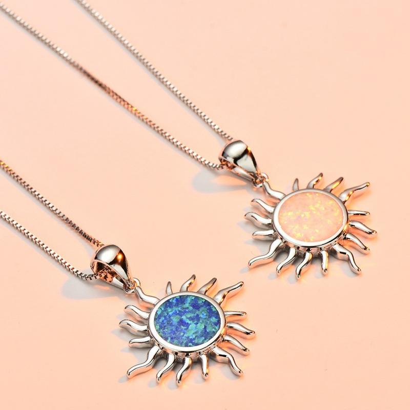 Vergoldete 8K Weißgold kreativer blauer Sonnenanhänger Halskette Damen Nischen-Design vielseitiger Schmuck