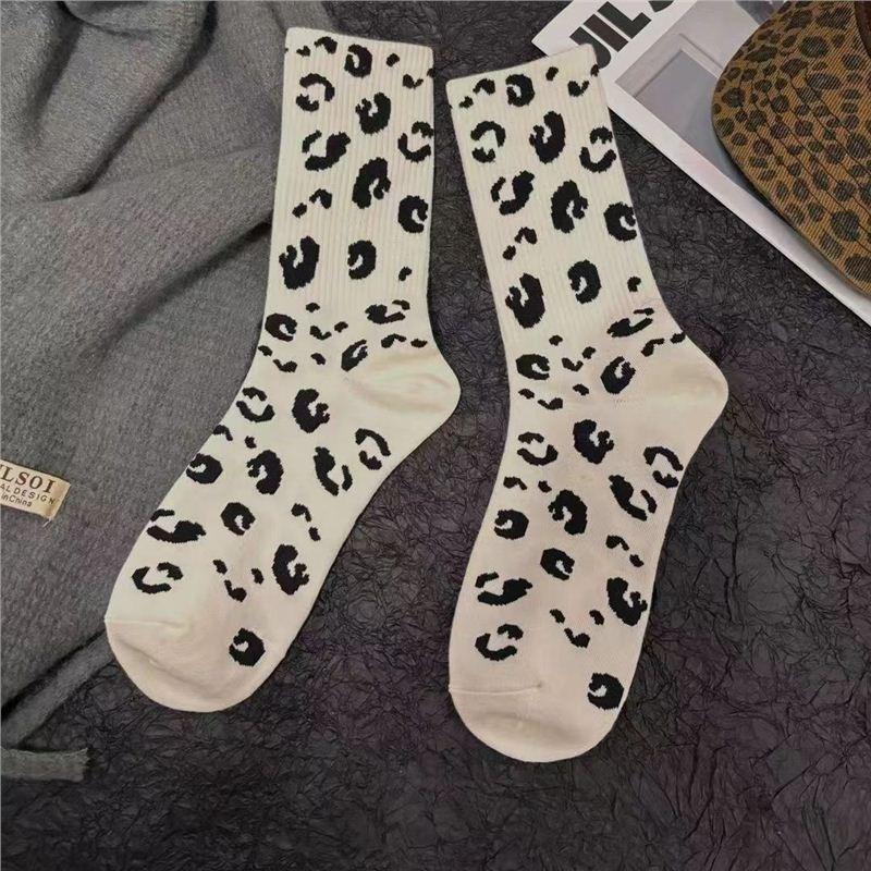 Women's Leopard Print Socks Mid-Tube Socks New High Waist Pile Socks Fashion Mid-Length Socks Women's Stockings