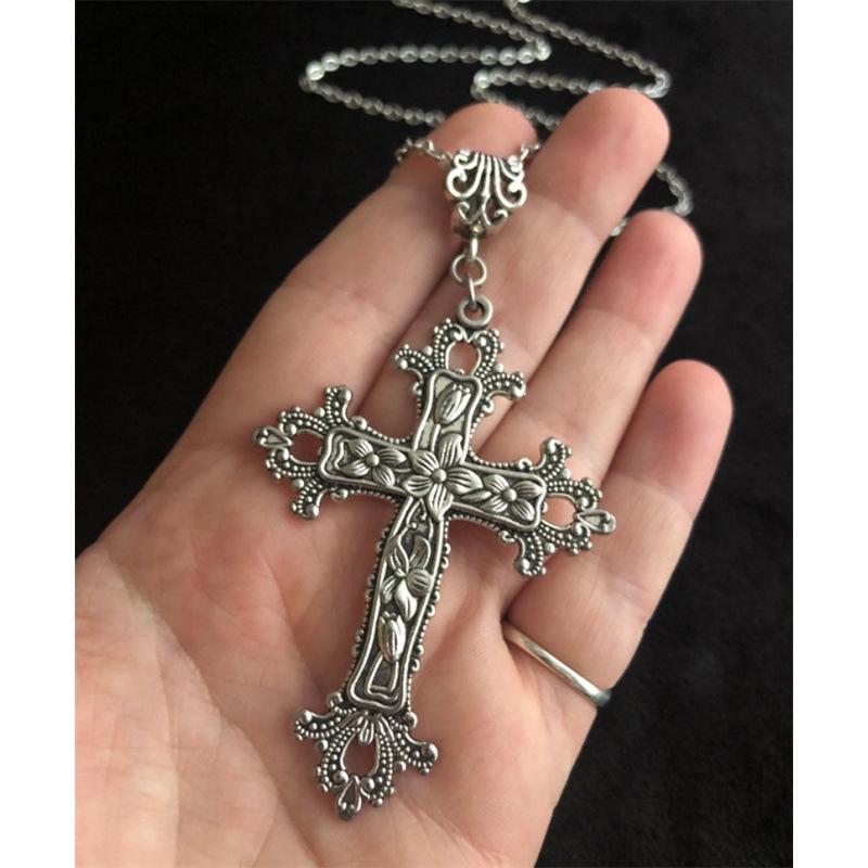 Handgemaakte Victoriaanse Kruis Ketting met 18-Inch Zilveren Ketting