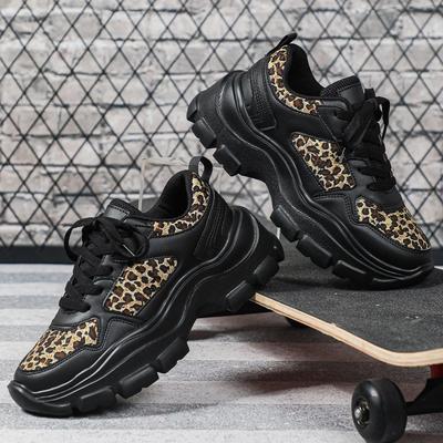Încălțăminte pentru femei – Adidaşi