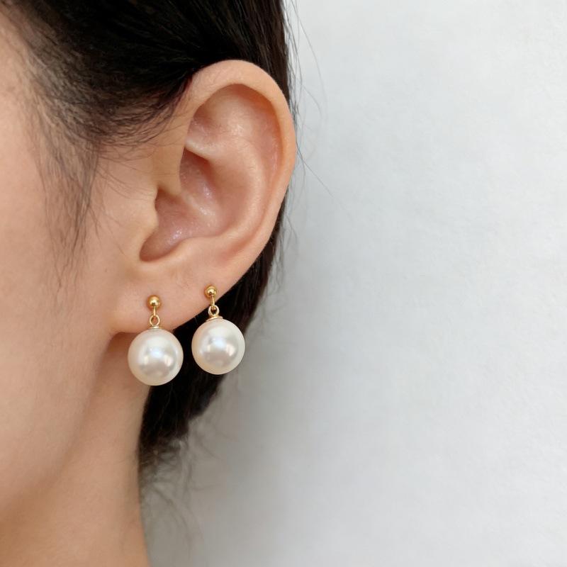 S925 Sterling Silver Australian White Pearl Stud Earrings - Fashionable and Elegant, Simple Design Sterling Silver 925