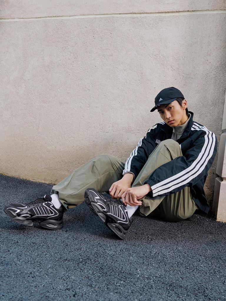 Adidas "Easy Shoes" MEGASTRIDE thick-soled elevated casual dad shoes Adidas KJ3920